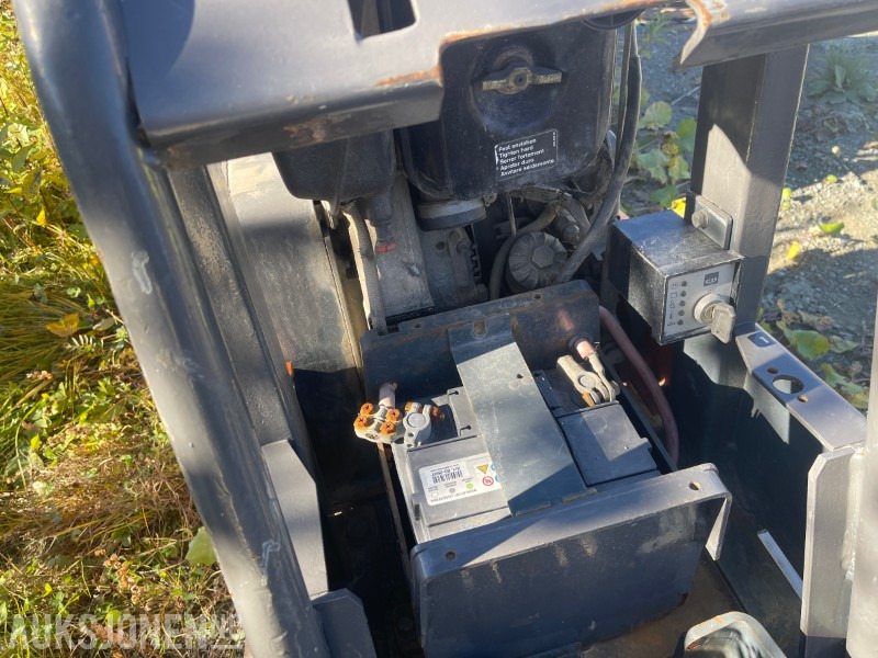 2015 Supra vibroplate - Hoppetusse med Hatz dieselmotor – Reversibel - Rolo: foto 5 2015 Supra vibroplate - Hoppetusse med Hatz dieselmotor – Reversibel - Rolo: foto 5