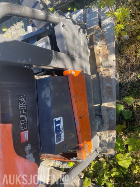 2015 Supra vibroplate - Hoppetusse med Hatz dieselmotor – Reversibel - Rolo: foto 4 2015 Supra vibroplate - Hoppetusse med Hatz dieselmotor – Reversibel - Rolo: foto 4