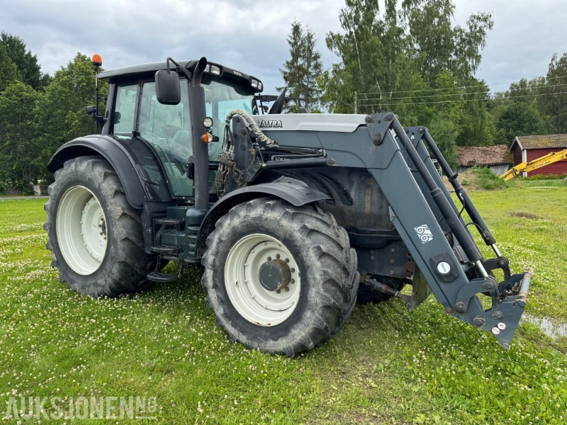 2015 Valtra T203 traktor med laster 50 km/t brøyterigget - Trator: foto 2 2015 Valtra T203 traktor med laster 50 km/t brøyterigget - Trator: foto 2