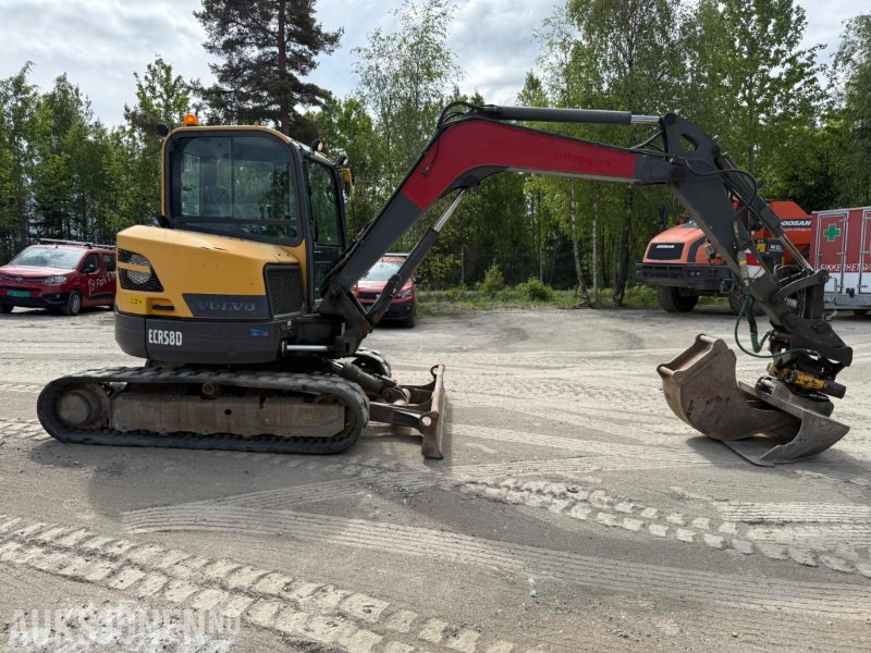 2015 Volvo ECR58D BELTEGRAVER ROTORTILT 2 SKUFFER SERVICEHISTORIKK. - Escavadeira: foto 4 2015 Volvo ECR58D BELTEGRAVER ROTORTILT 2 SKUFFER SERVICEHISTORIKK. - Escavadeira: foto 4