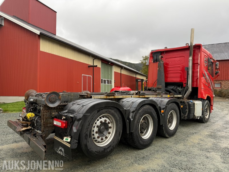 2015 Volvo FH16 650 8x4 med AJK Hydrolift krokløft og I-Shift - Caminhão polibenne: foto 4 2015 Volvo FH16 650 8x4 med AJK Hydrolift krokløft og I-Shift - Caminhão polibenne: foto 4