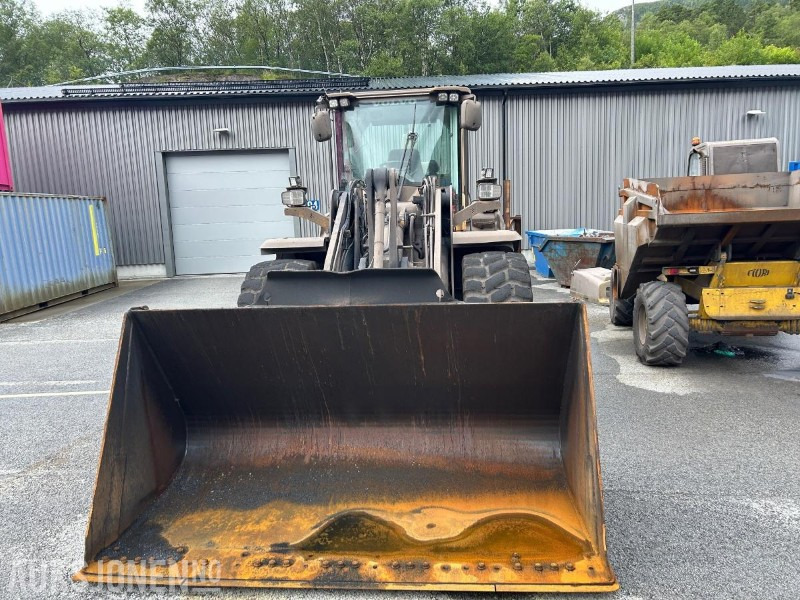2015 Volvo L120H hjullaster med skuffe - Carregadeira de rodas: foto 4 2015 Volvo L120H hjullaster med skuffe - Carregadeira de rodas: foto 4