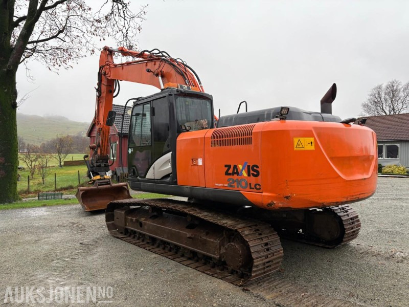 2016 Hitachi ZX210LC-5B med Engcon tiltrotator, planeringsskuffe og Gjerstad graveskuff - Escavadeira: foto 5 2016 Hitachi ZX210LC-5B med Engcon tiltrotator, planeringsskuffe og Gjerstad graveskuff - Escavadeira: foto 5
