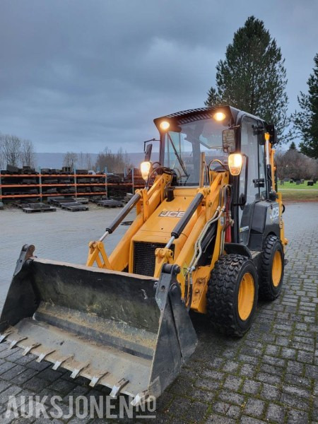 2016 JCB 1CX - Traktorgraver med graveskuff og frontlaster - Retroescavadeira: foto 1 2016 JCB 1CX - Traktorgraver med graveskuff og frontlaster - Retroescavadeira: foto 1