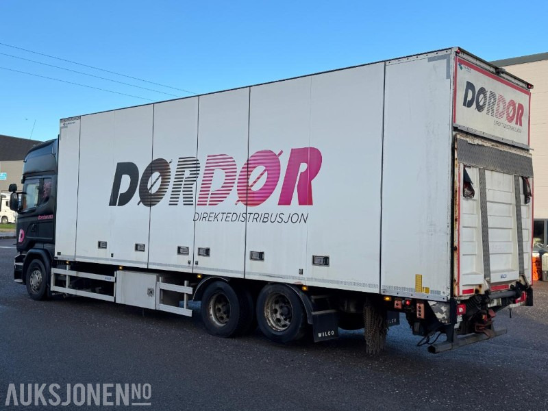 2016 Scania R520 6X2 skapbil med full sideåpning / EURO 6 - Caminhão furgão: foto 3 2016 Scania R520 6X2 skapbil med full sideåpning / EURO 6 - Caminhão furgão: foto 3