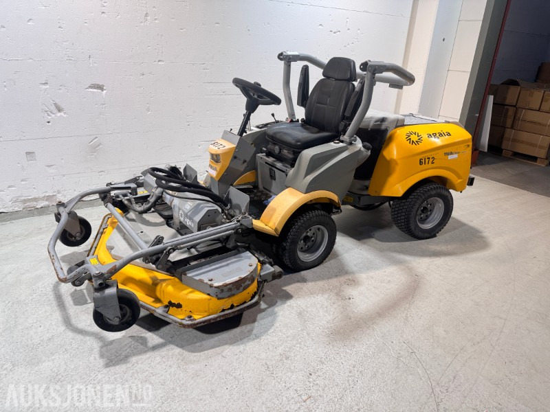 2016 Stiga Titan 740 D sitteklipper - Trator: foto 2 2016 Stiga Titan 740 D sitteklipper - Trator: foto 2