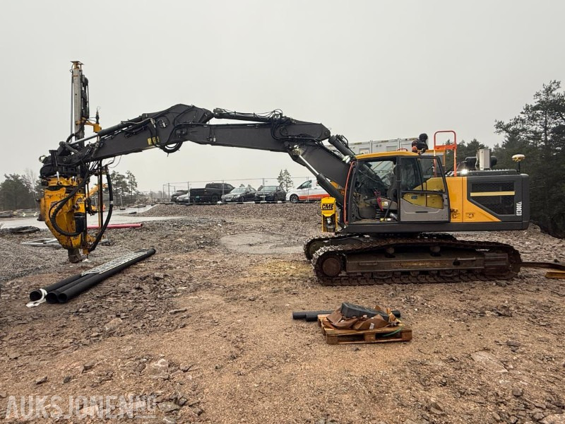 2016 VOLVO EC300EL BELTEGRAVER M/BORTÅRN - SERVICEHISTORIKK - ENGCON TILTROTATOR - MASKINSTYRING - SENTRALSMØRING. - Escavadeira: foto 1 2016 VOLVO EC300EL BELTEGRAVER M/BORTÅRN - SERVICEHISTORIKK - ENGCON TILTROTATOR - MASKINSTYRING - SENTRALSMØRING. - Escavadeira: foto 1