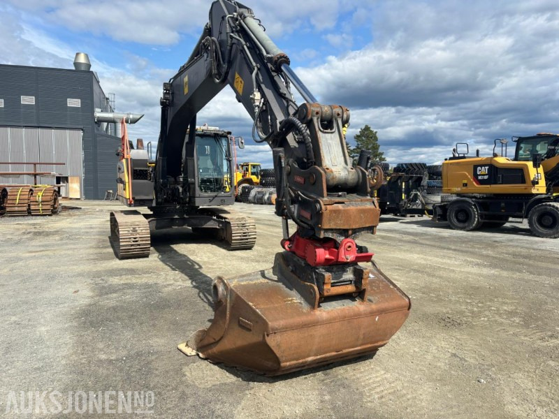 2016 Volvo EC220EL gravemaskin - Escavadeira: foto 5 2016 Volvo EC220EL gravemaskin - Escavadeira: foto 5