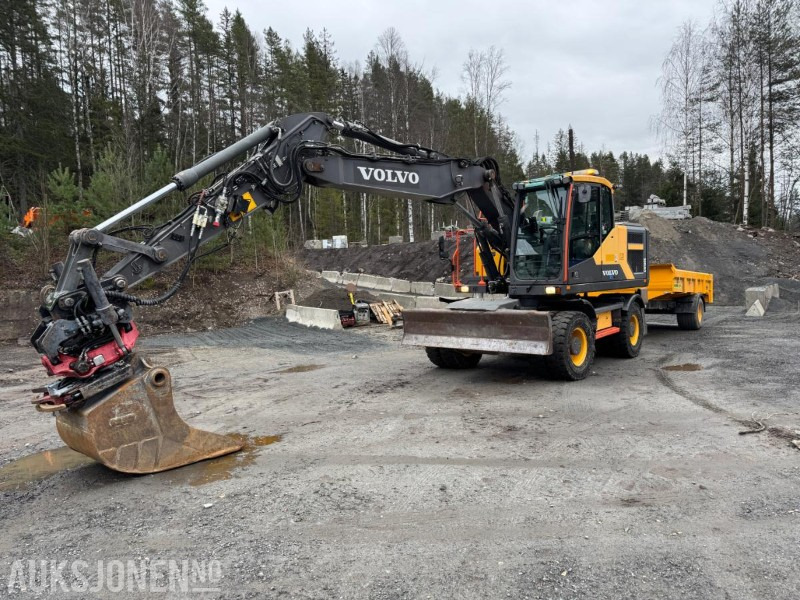 2016 Volvo EW160E hjulgraver med henger / rototilt / skuffe - Escavadeira: foto 1 2016 Volvo EW160E hjulgraver med henger / rototilt / skuffe - Escavadeira: foto 1