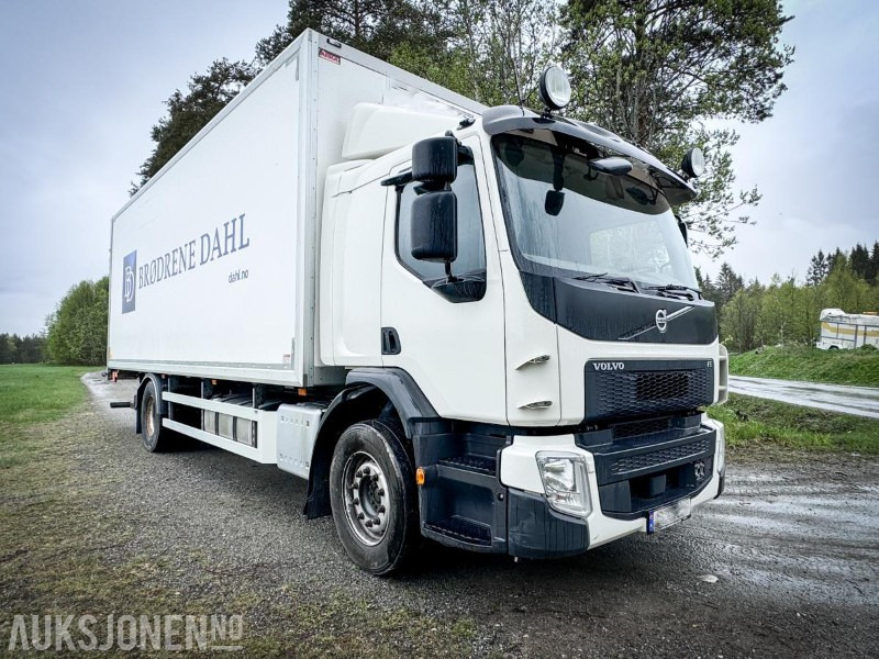 2016 Volvo FE - 320 - Distribusjons lastebil med bakløft - Gått kun 264.000 km - Caminhão furgão: foto 3 2016 Volvo FE - 320 - Distribusjons lastebil med bakløft - Gått kun 264.000 km - Caminhão furgão: foto 3