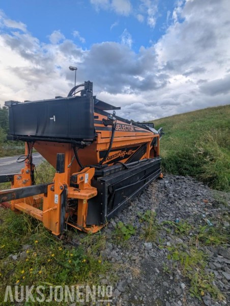 2017 Doppstadt HS-401 Selector Sikt - Kun 80 timer - Hydraulisk drift og magnetbånd - Peneira vibratória: foto 3 2017 Doppstadt HS-401 Selector Sikt - Kun 80 timer - Hydraulisk drift og magnetbånd - Peneira vibratória: foto 3