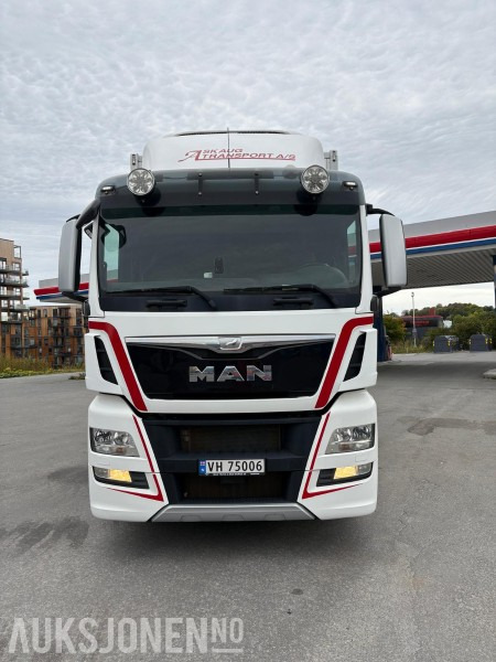 2017 MAN TGX 26.560 6x2 skapbil - kjøl/frys - Caminhão furgão: foto 2 2017 MAN TGX 26.560 6x2 skapbil - kjøl/frys - Caminhão furgão: foto 2