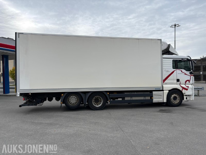 2017 MAN TGX 26.560 6x2 skapbil - kjøl/frys - Caminhão furgão: foto 4 2017 MAN TGX 26.560 6x2 skapbil - kjøl/frys - Caminhão furgão: foto 4