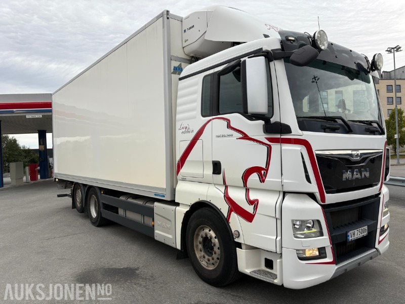 2017 MAN TGX 26.560 6x2 skapbil - kjøl/frys - Caminhão furgão: foto 3 2017 MAN TGX 26.560 6x2 skapbil - kjøl/frys - Caminhão furgão: foto 3