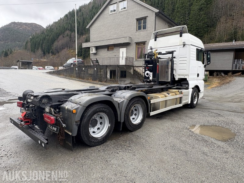 2017 MAN TGX 650 krokløft - KUN 127 766 km - 21 tonn kapasitet på krok - Caminhão polibenne: foto 2 2017 MAN TGX 650 krokløft - KUN 127 766 km - 21 tonn kapasitet på krok - Caminhão polibenne: foto 2