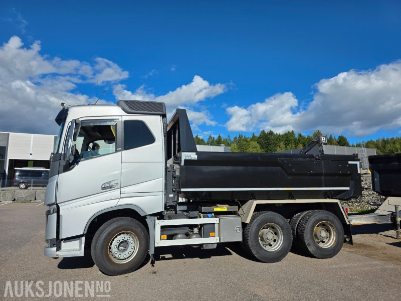 2017 Volvo FH16 tippbil med tipphenger + Maur bilpåbygg trippelkjerre - EURO6 - Nylig EU godkjent - Caminhão basculante: foto 2 2017 Volvo FH16 tippbil med tipphenger + Maur bilpåbygg trippelkjerre - EURO6 - Nylig EU godkjent - Caminhão basculante: foto 2