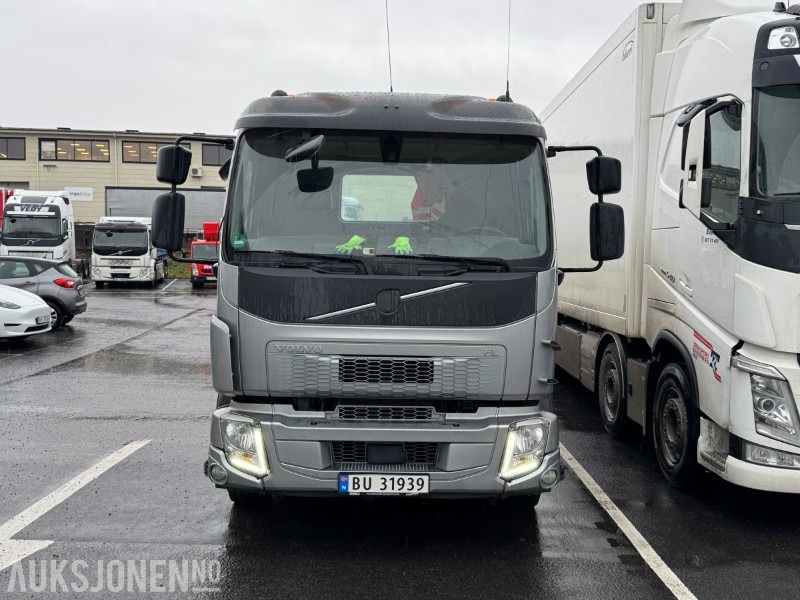 2017 Volvo FL D8 BERGINGSBIL M/HENGER EURO 6 VINSJ RETARDER LUFTFJÆRING LEDRIGGER ROTORLYS - Carro de bombeiro: foto 3 2017 Volvo FL D8 BERGINGSBIL M/HENGER EURO 6 VINSJ RETARDER LUFTFJÆRING LEDRIGGER ROTORLYS - Carro de bombeiro: foto 3