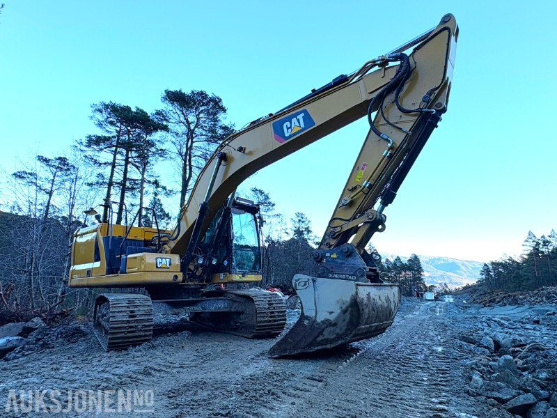 2018 Cat 320 - 4 890 timer - 2 skuffer og tiltrotator - CAT Premium serviceavtale - Escavadeira: foto 2 2018 Cat 320 - 4 890 timer - 2 skuffer og tiltrotator - CAT Premium serviceavtale - Escavadeira: foto 2