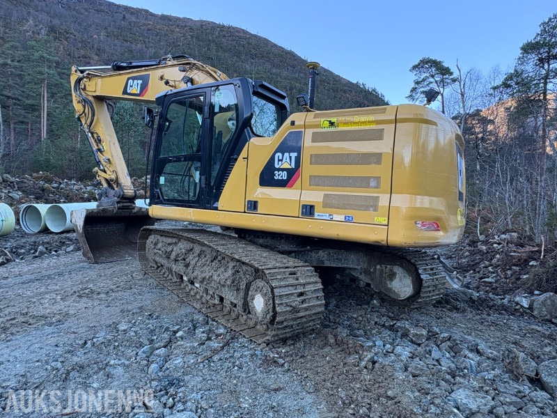 2018 Cat 320 - 4 890 timer - 2 skuffer og tiltrotator - CAT Premium serviceavtale - Escavadeira: foto 4 2018 Cat 320 - 4 890 timer - 2 skuffer og tiltrotator - CAT Premium serviceavtale - Escavadeira: foto 4