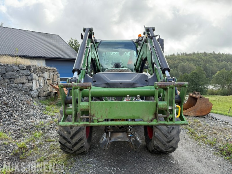 2018 Fendt 516 Vario m/ 2 sett dekk- PTO-FRONTLASTER - Trator: foto 2 2018 Fendt 516 Vario m/ 2 sett dekk- PTO-FRONTLASTER - Trator: foto 2