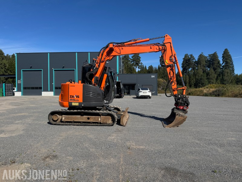 2018 Hitachi ZX85US-5 - Beltegraver - Gravemaskin - Tilt - Lyspakke - Escavadeira: foto 4 2018 Hitachi ZX85US-5 - Beltegraver - Gravemaskin - Tilt - Lyspakke - Escavadeira: foto 4