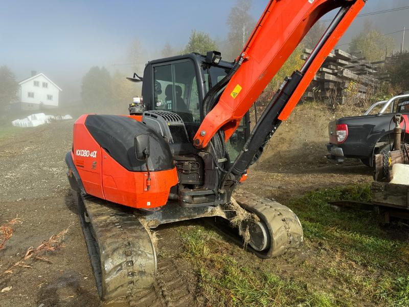 2018 Kubota KX080-4 ROTOTILT, 2 SKUFFER, SENTRALSMØRING - Escavadeira: foto 4 2018 Kubota KX080-4 ROTOTILT, 2 SKUFFER, SENTRALSMØRING - Escavadeira: foto 4
