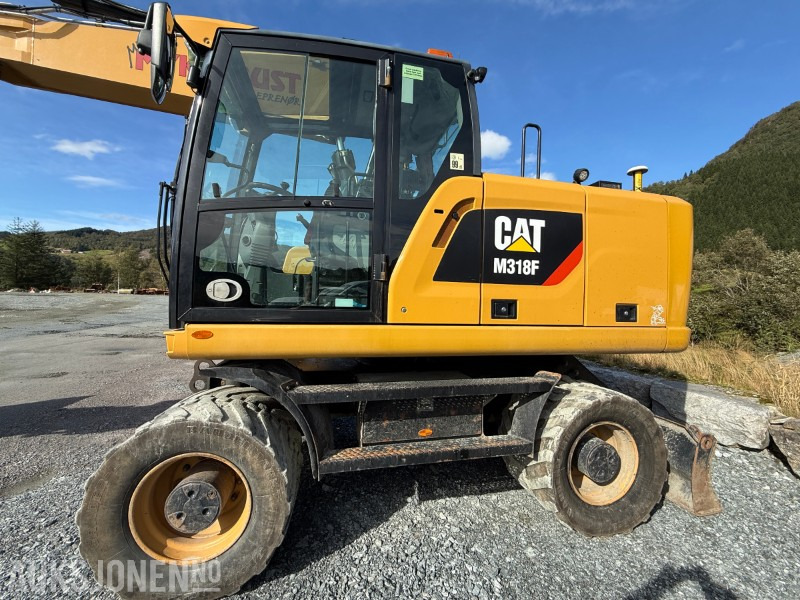 2018 Velholdt Cat M318F Hjulgraver med OilQuick Rototilt R6, 9577 timer - Escavadeira: foto 3 2018 Velholdt Cat M318F Hjulgraver med OilQuick Rototilt R6, 9577 timer - Escavadeira: foto 3