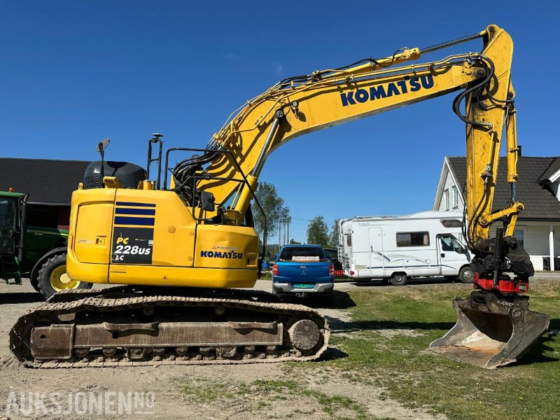 2019 Komatsu PC228USLC-11 - Gravemaskin - Tiltrotator R8 - Topcon GPS - 2skuffer - Sentralsmøring - 4467timer - Escavadeira: foto 5 2019 Komatsu PC228USLC-11 - Gravemaskin - Tiltrotator R8 - Topcon GPS - 2skuffer - Sentralsmøring - 4467timer - Escavadeira: foto 5
