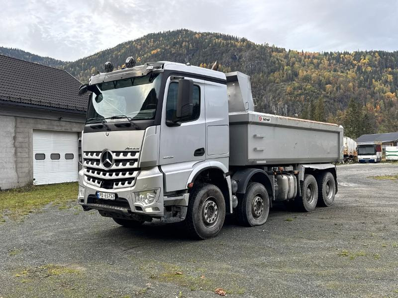 2019 Mercedes-Benz Arocs 3258K 8x4 tippbil - Caminhão basculante: foto 1 2019 Mercedes-Benz Arocs 3258K 8x4 tippbil - Caminhão basculante: foto 1