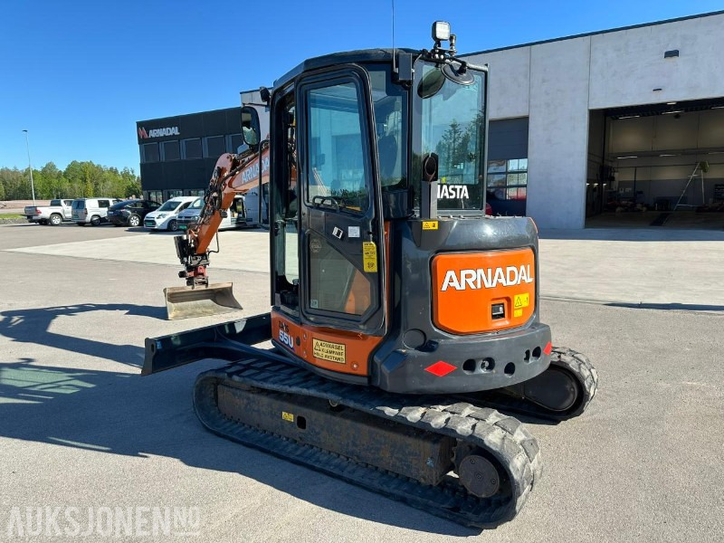 2021 Hitachi ZX55U-6 CLR gravemaskin / rotortilt / Pigghammer / 3 skuffer / 2298 timer - Escavadeira: foto 5 2021 Hitachi ZX55U-6 CLR gravemaskin / rotortilt / Pigghammer / 3 skuffer / 2298 timer - Escavadeira: foto 5