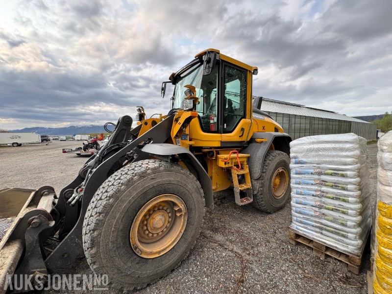 2021 Volvo L70H Hjullaster - Plan. skuff - Sentralsmøring - 3100T - Carregadeira de rodas: foto 4 2021 Volvo L70H Hjullaster - Plan. skuff - Sentralsmøring - 3100T - Carregadeira de rodas: foto 4