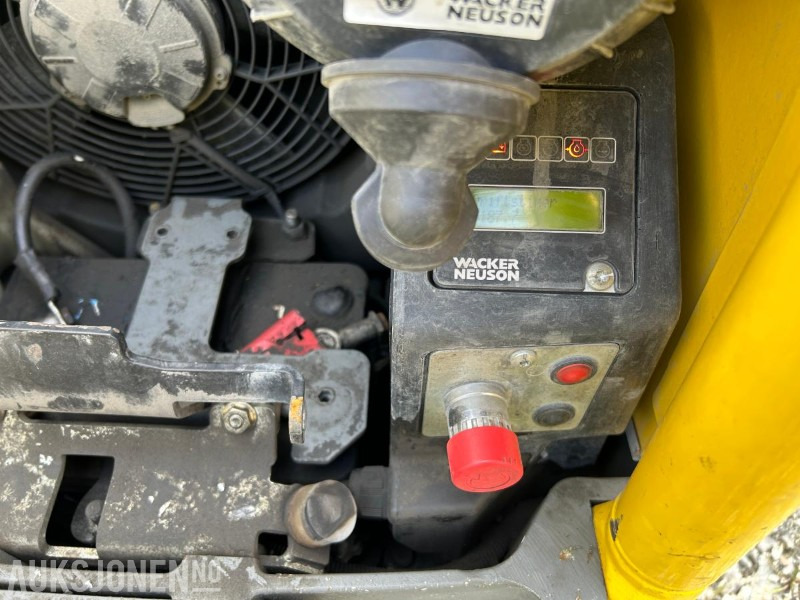 2021 Wacker Neuson DPU 80 vibroplate - Rolo: foto 5 2021 Wacker Neuson DPU 80 vibroplate - Rolo: foto 5