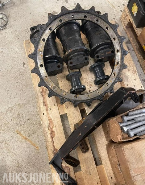 2022 Ruller / Sprockethjul etc - Equipamento de construção: foto 1 2022 Ruller / Sprockethjul etc - Equipamento de construção: foto 1