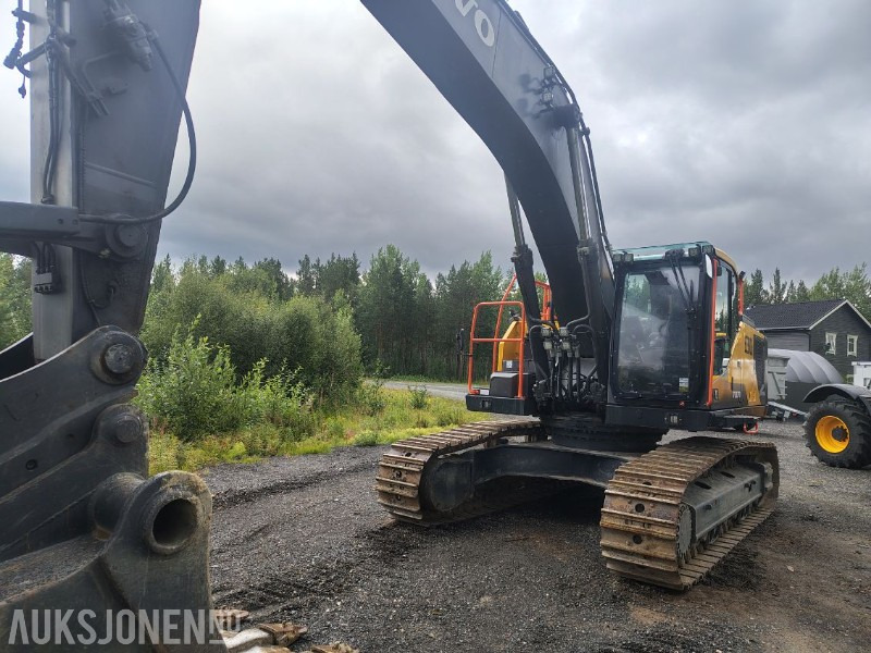 2022 Volvo EC350EL beltegraver med webasto tansskuffe og Soosan pigghammer - Escavadeira: foto 2 2022 Volvo EC350EL beltegraver med webasto tansskuffe og Soosan pigghammer - Escavadeira: foto 2