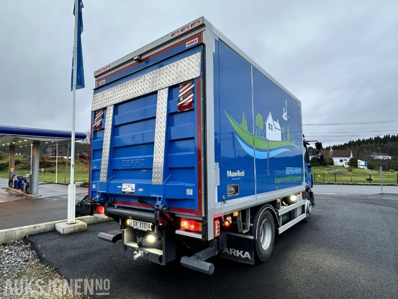 2023 Volvo FL 250 4X2 Euro6T Skapbil - ny ZEPRO lift, nylig fullservice, lav km - kun 8517km - Caminhão furgão: foto 5 2023 Volvo FL 250 4X2 Euro6T Skapbil - ny ZEPRO lift, nylig fullservice, lav km - kun 8517km - Caminhão furgão: foto 5