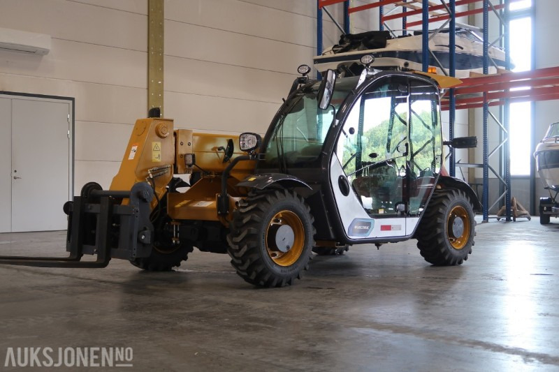 2023 XCMG XC6-2506E Elektrisk teleskoptruck - Skuff - Gafler - Lader, Kun 13 Timer - Empilhador telescópico: foto 2 2023 XCMG XC6-2506E Elektrisk teleskoptruck - Skuff - Gafler - Lader, Kun 13 Timer - Empilhador telescópico: foto 2