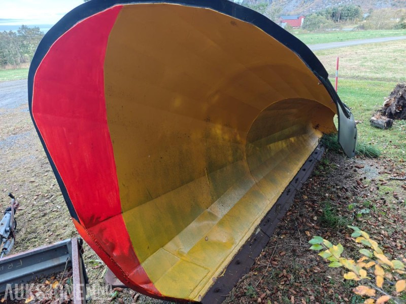 2004 Tellefsdal diagonalplog / snøplog - P HD - Bredde 3600 mm - Parallelllogram - Caminhão: foto 3 2004 Tellefsdal diagonalplog / snøplog - P HD - Bredde 3600 mm - Parallelllogram - Caminhão: foto 3