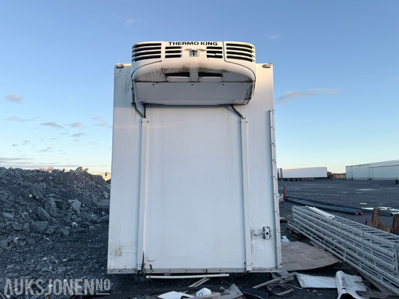 2005 Bussbygg thermoskap med full sideåpning - Caminhão: foto 2 2005 Bussbygg thermoskap med full sideåpning - Caminhão: foto 2
