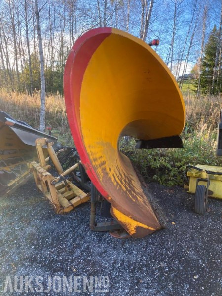 2007 GMI HDA 280 S - Caminhão: foto 1 2007 GMI HDA 280 S - Caminhão: foto 1