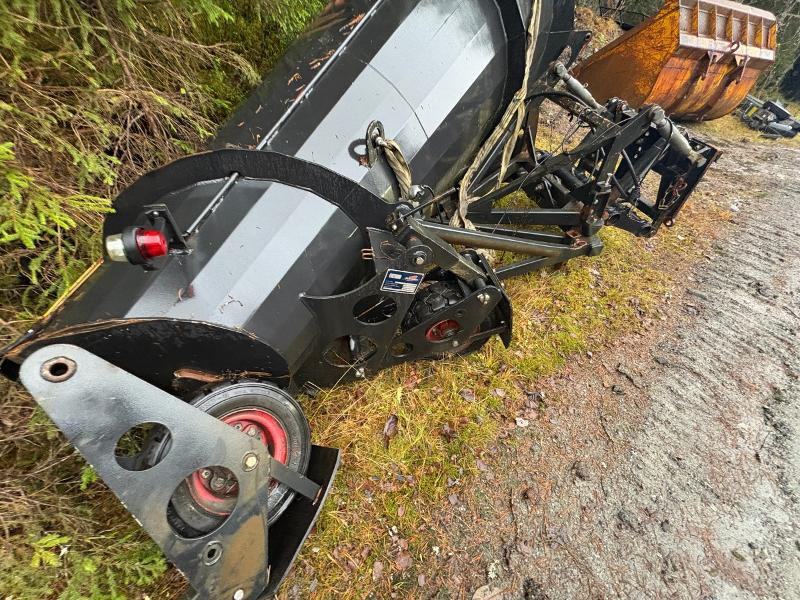 2009 Øveraasen Diagonalplog DH 285 D - Caminhão: foto 3 2009 Øveraasen Diagonalplog DH 285 D - Caminhão: foto 3