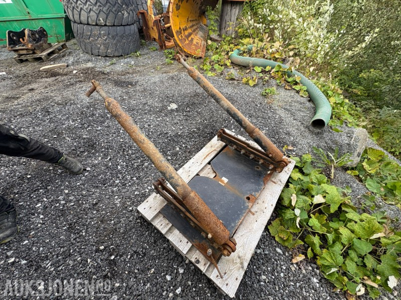 2017 Tellefsdal feste / brøyteplate - Caminhão: foto 2 2017 Tellefsdal feste / brøyteplate - Caminhão: foto 2