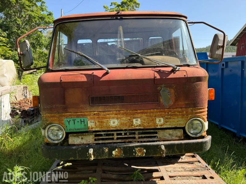 Ford D 1011 Delebil - Caminhão: foto 2 Ford D 1011 Delebil - Caminhão: foto 2