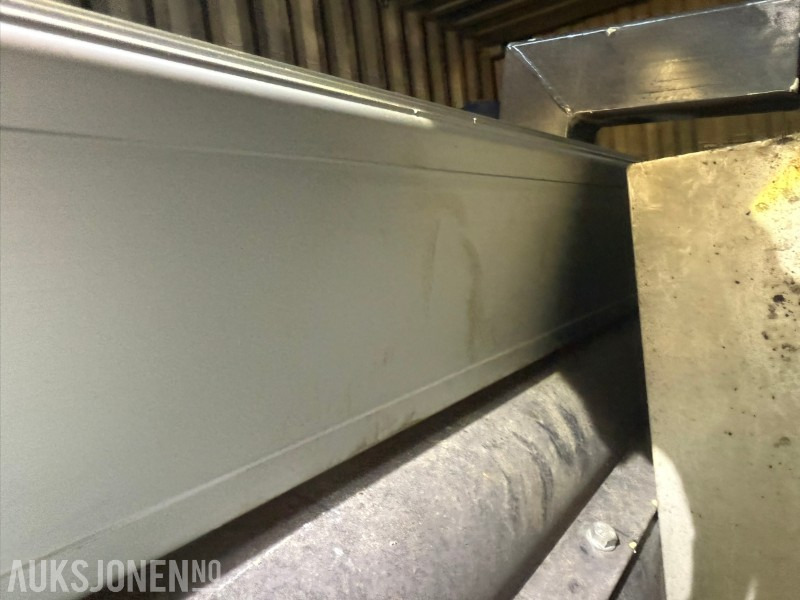 Caminhão Parti ca. 15 stk underkjøringshinder- noen ubrukte: foto 11