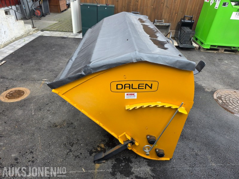 Dalen 2034-U sandstrøer - Hydraulisk - 2 meter strøbredde - 1300 liter - Equipamento de construção: foto 2 Dalen 2034-U sandstrøer - Hydraulisk - 2 meter strøbredde - 1300 liter - Equipamento de construção: foto 2