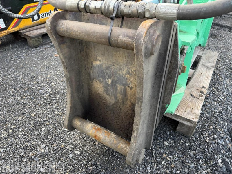 2002 Montabert pigghammer 900 m/S60 feste - Equipamento de Máquina de construção: foto 5 2002 Montabert pigghammer 900 m/S60 feste - Equipamento de Máquina de construção: foto 5