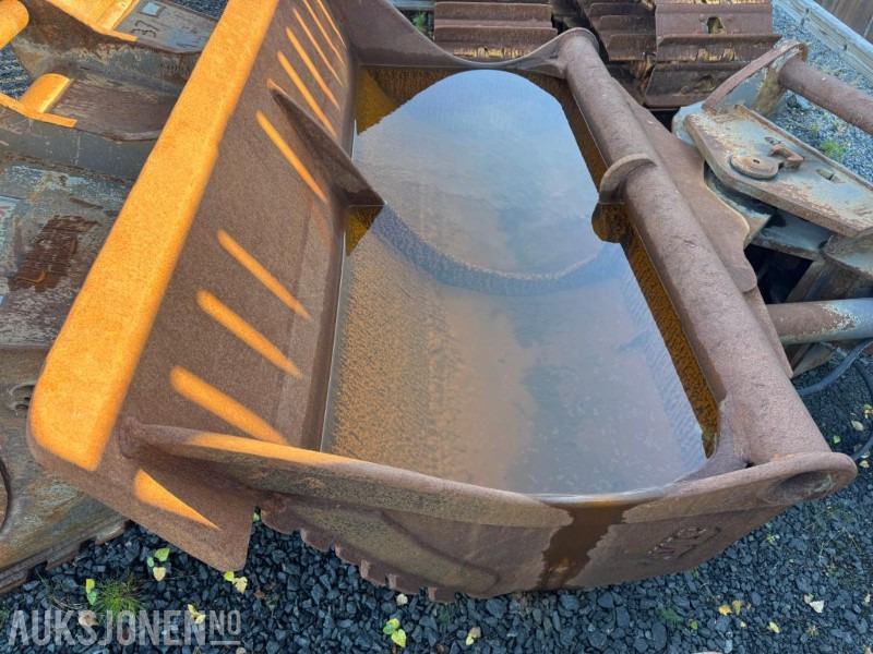 2015 SMP hydraulisk pusseskuffe G90 feste - Equipamento de Máquina de construção: foto 4 2015 SMP hydraulisk pusseskuffe G90 feste - Equipamento de Máquina de construção: foto 4