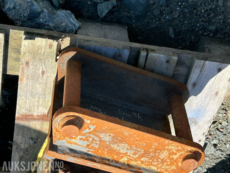 Andre Soosan hydraulisk pigghammer med S40 feste - Equipamento de Máquina de construção: foto 5 Andre Soosan hydraulisk pigghammer med S40 feste - Equipamento de Máquina de construção: foto 5