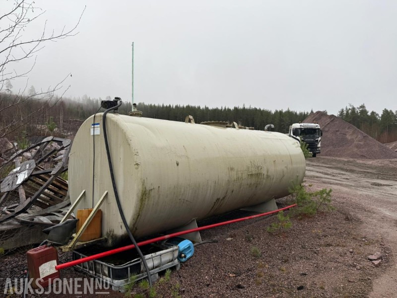 Dieseltank volum 8-10m3 - Equipamento de Máquina de construção: foto 5 Dieseltank volum 8-10m3 - Equipamento de Máquina de construção: foto 5