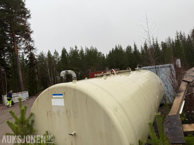 Dieseltank volum 8-10m3 - Equipamento de Máquina de construção: foto 4 Dieseltank volum 8-10m3 - Equipamento de Máquina de construção: foto 4