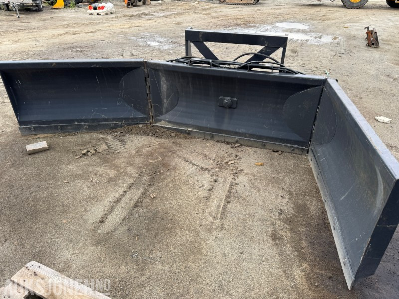 Equipamento de Máquina de construção Klappvingeskjær til hjullaster BM feste: foto 1